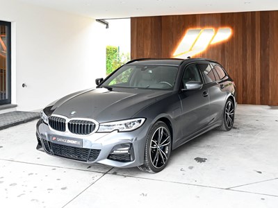 BMW 330
