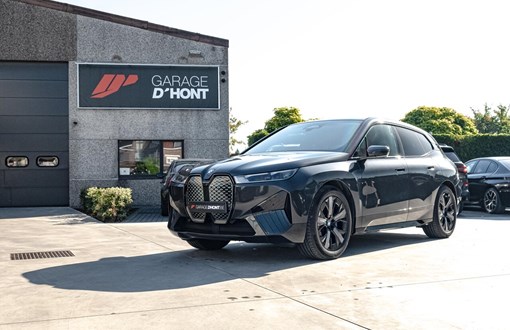 BMW iX